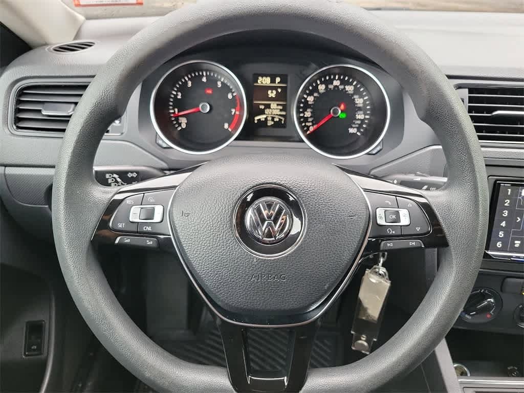 2015 Volkswagen Jetta S 24