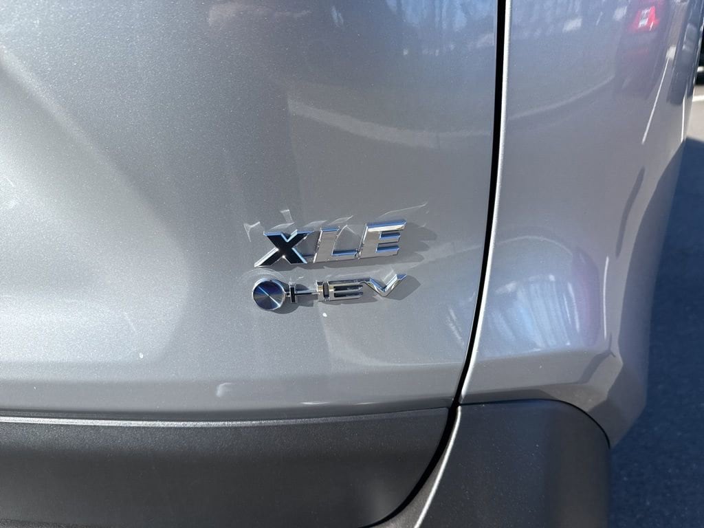 Thumbnail: 2025 Toyota RAV4 - 7