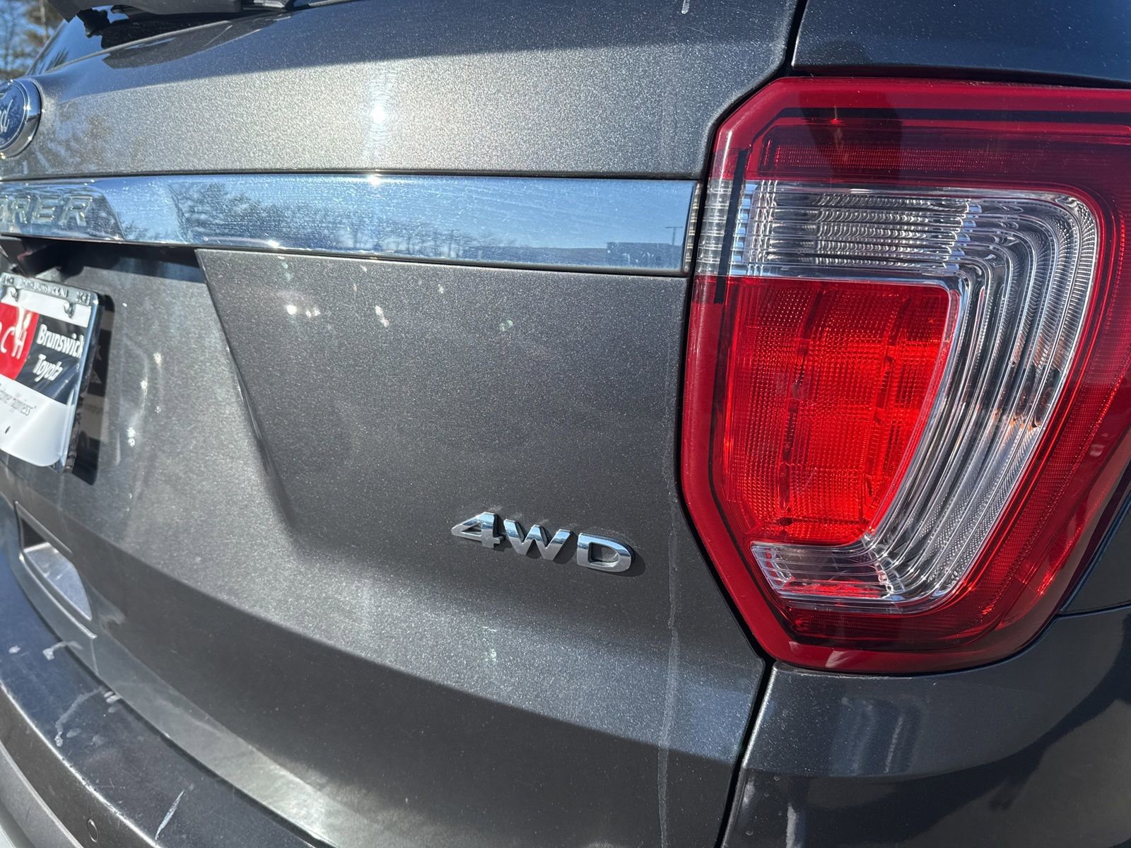 Thumbnail: 2017 Ford Explorer - 14