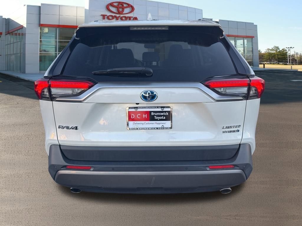 Thumbnail: 2019 Toyota RAV4 - 6