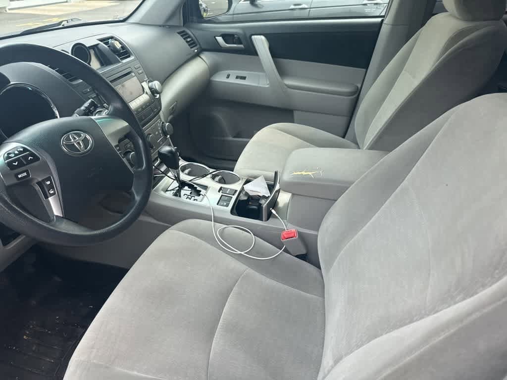 Thumbnail: 2011 Toyota Highlander - 5
