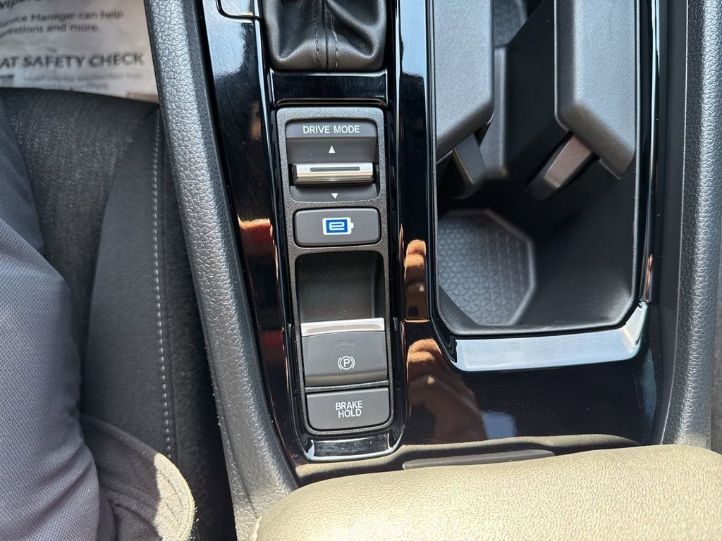 Thumbnail: 2024 Honda Accord - 32