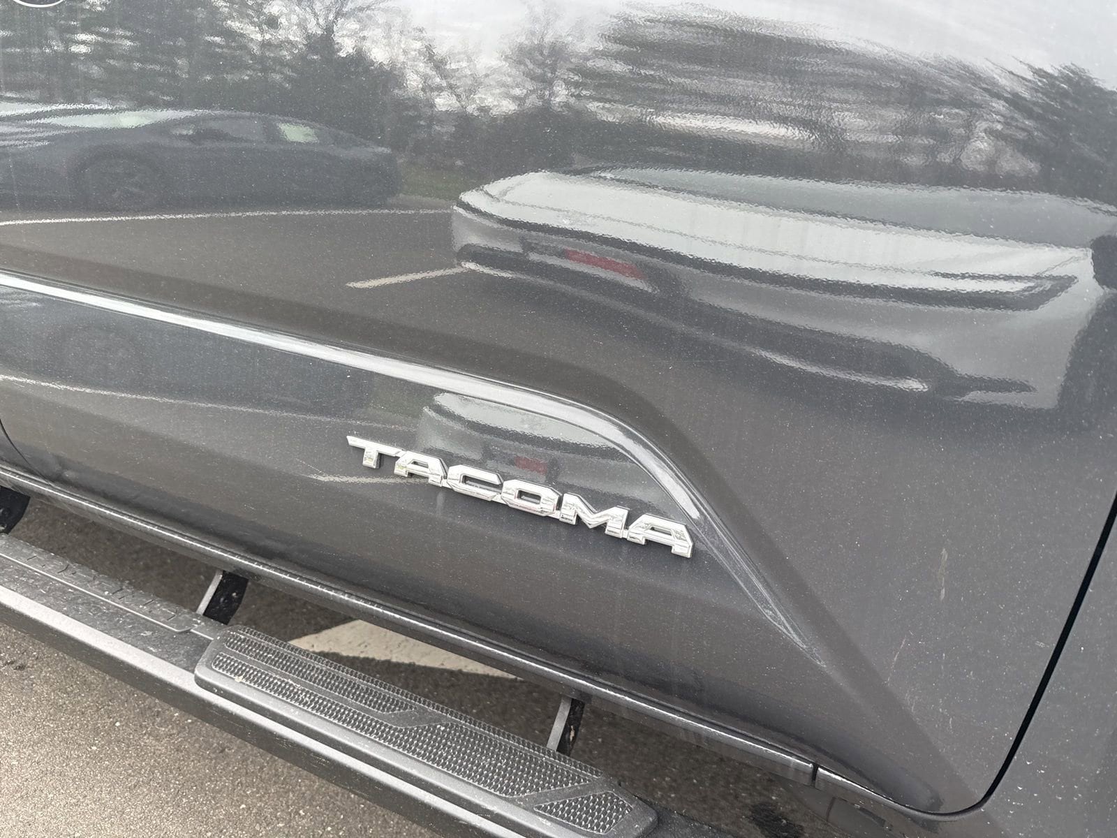 2026 Toyota Tacoma SR5 - Photo 8