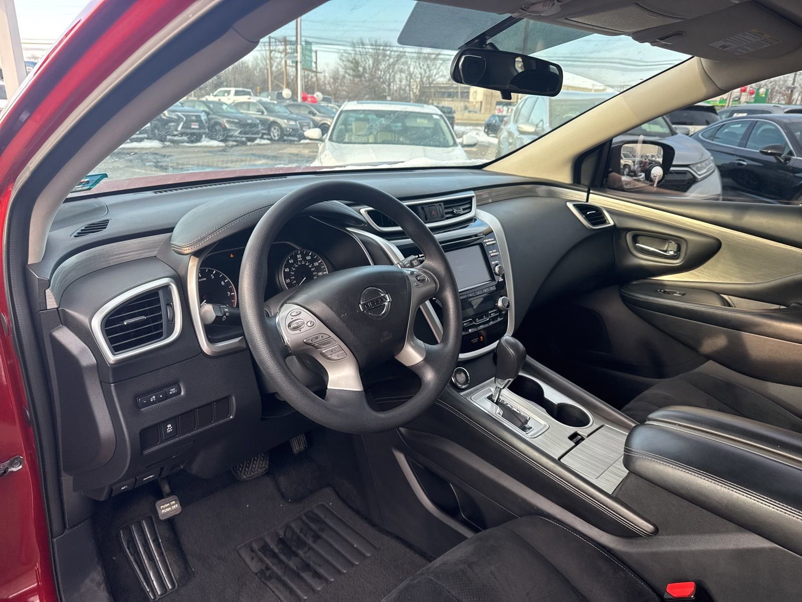 Thumbnail: 2016 Nissan Murano - 17