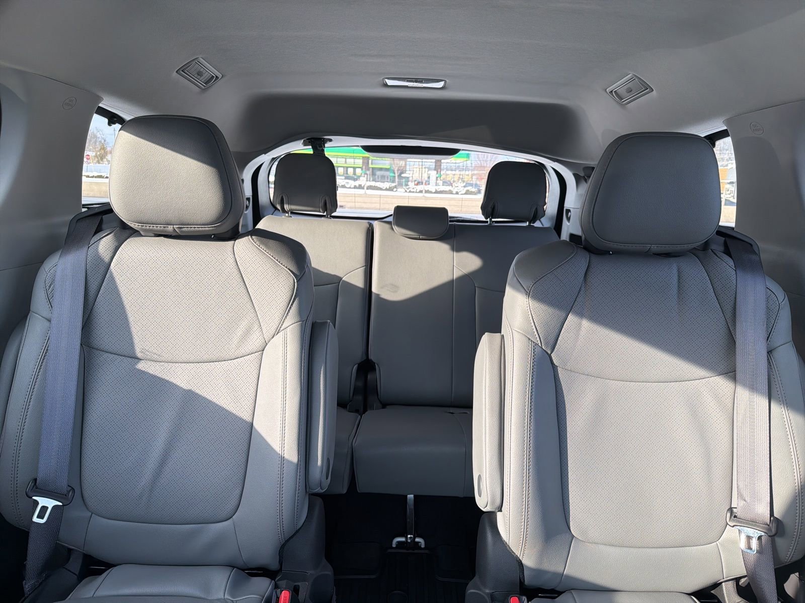 Thumbnail: 2024 Toyota Sienna - 14