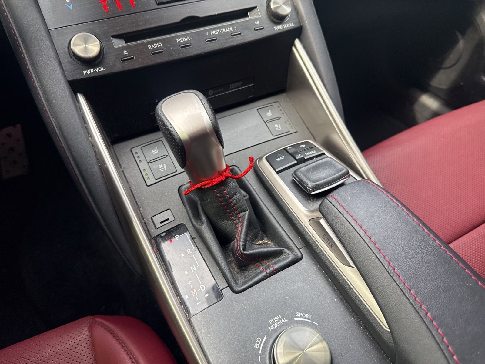 Thumbnail: 2017 Lexus IS - 31