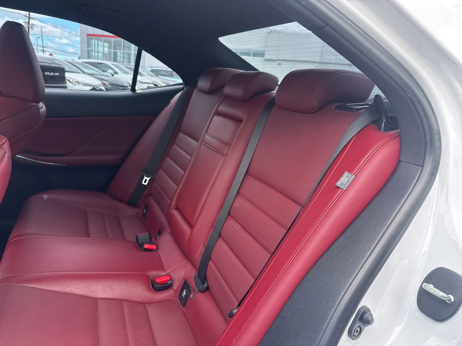 Thumbnail: 2016 Lexus IS - 22