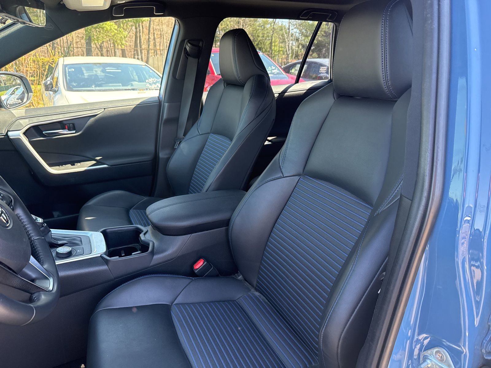 Thumbnail: 2024 Toyota RAV4 - 20