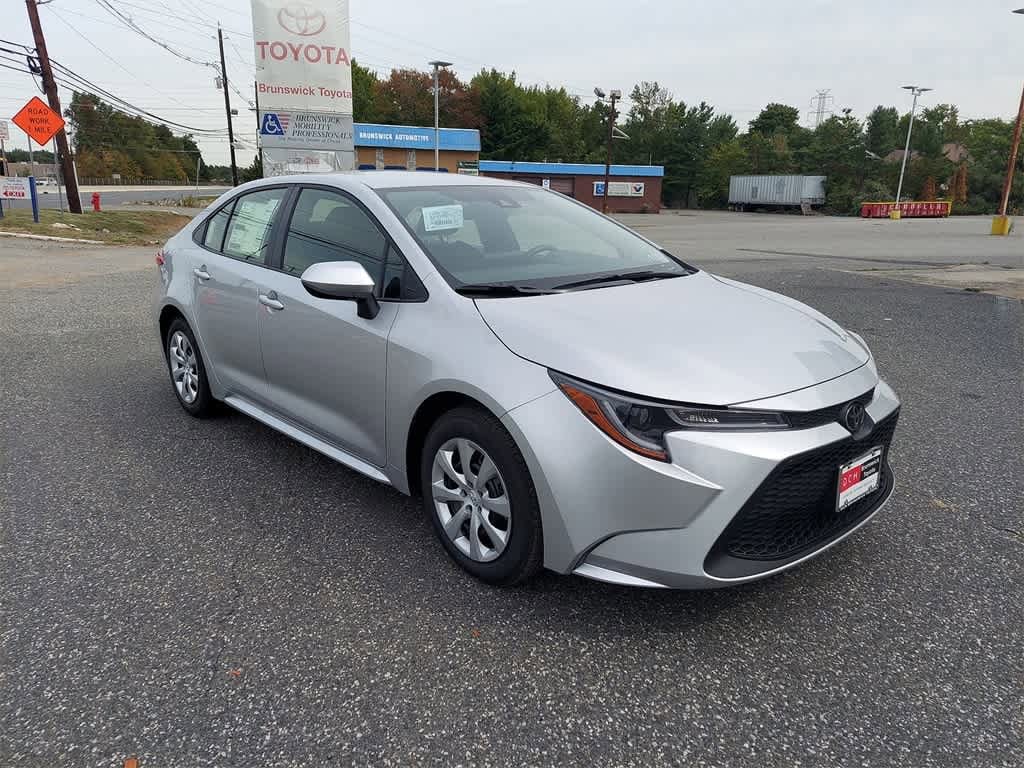 Thumbnail: 2022 Toyota Corolla - 2