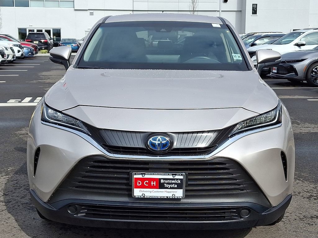 2021 Toyota Venza LE photo 2
