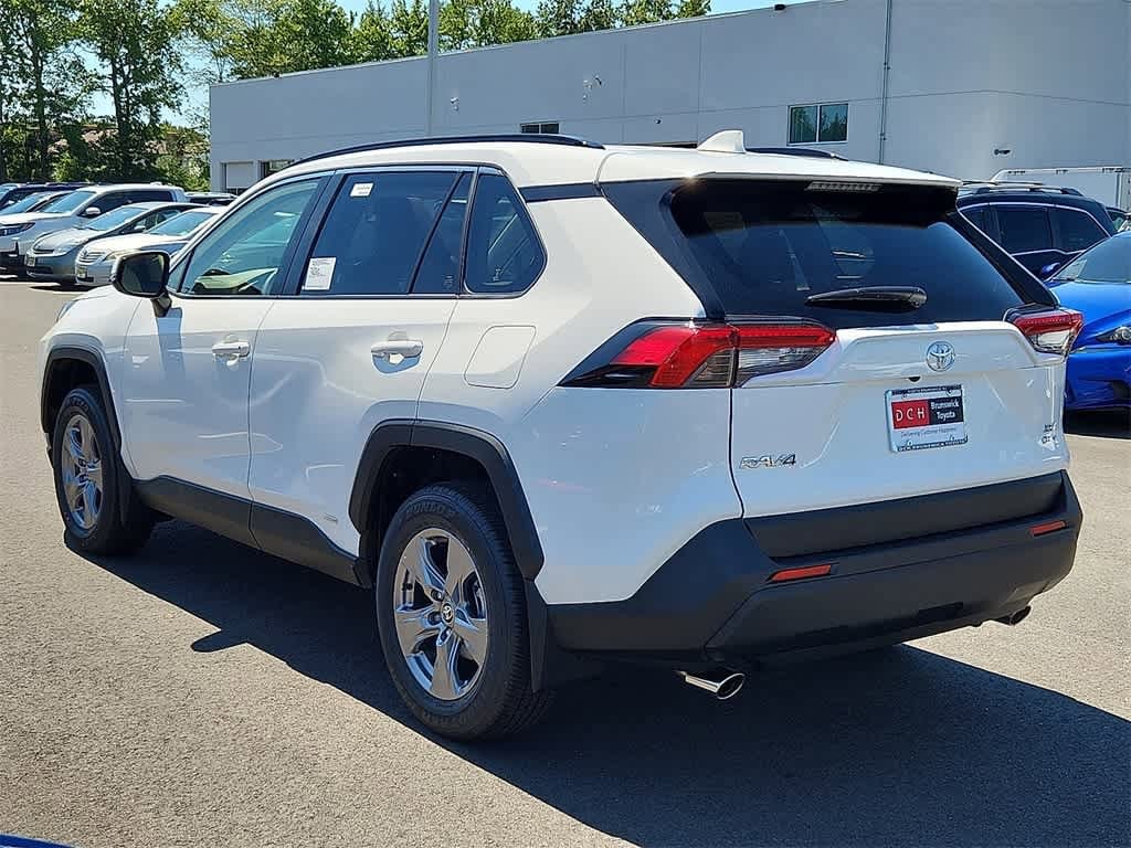 Thumbnail: 2025 Toyota RAV4 - 4