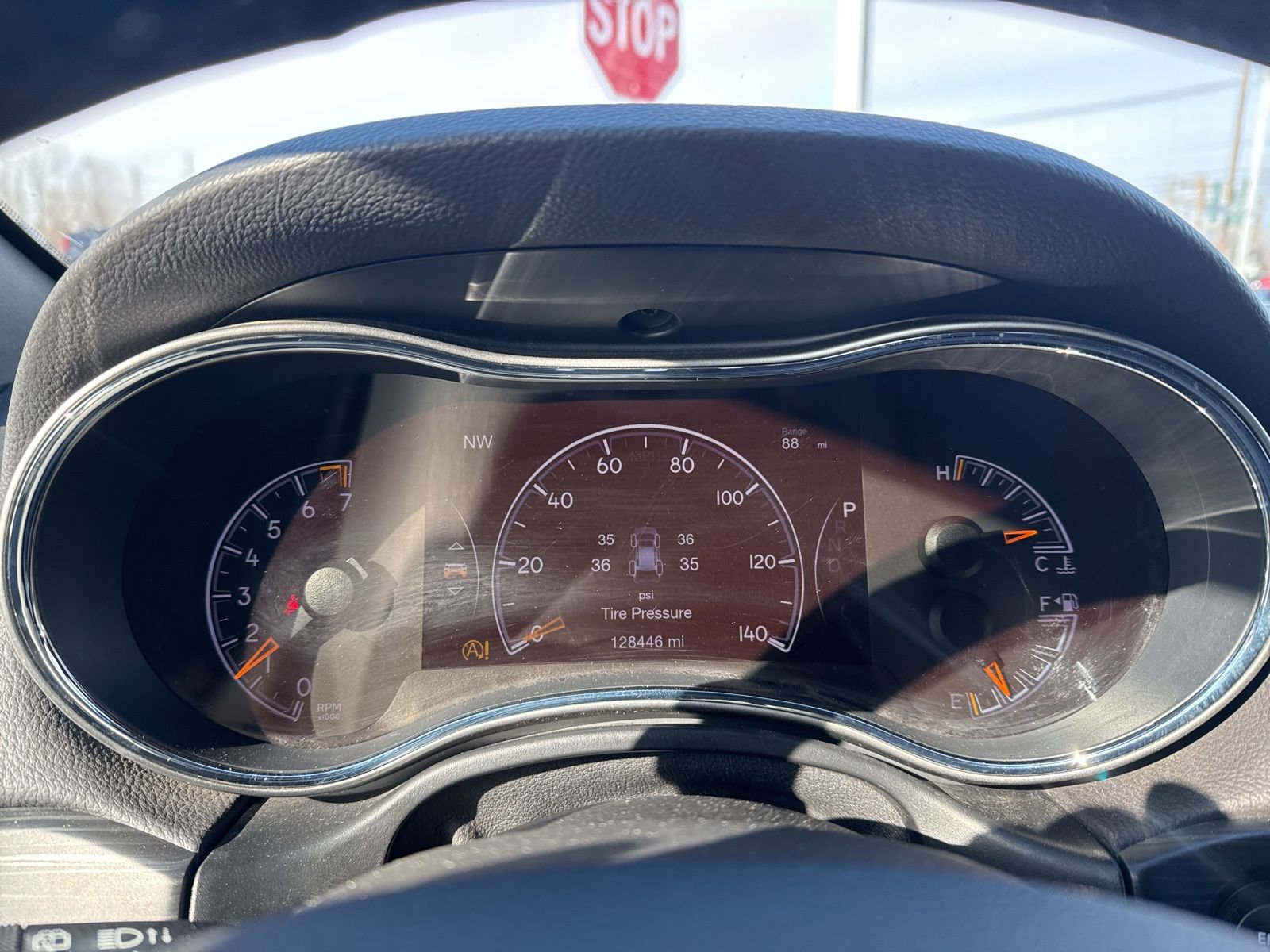 Thumbnail: 2019 Jeep Grand Cherokee - 32