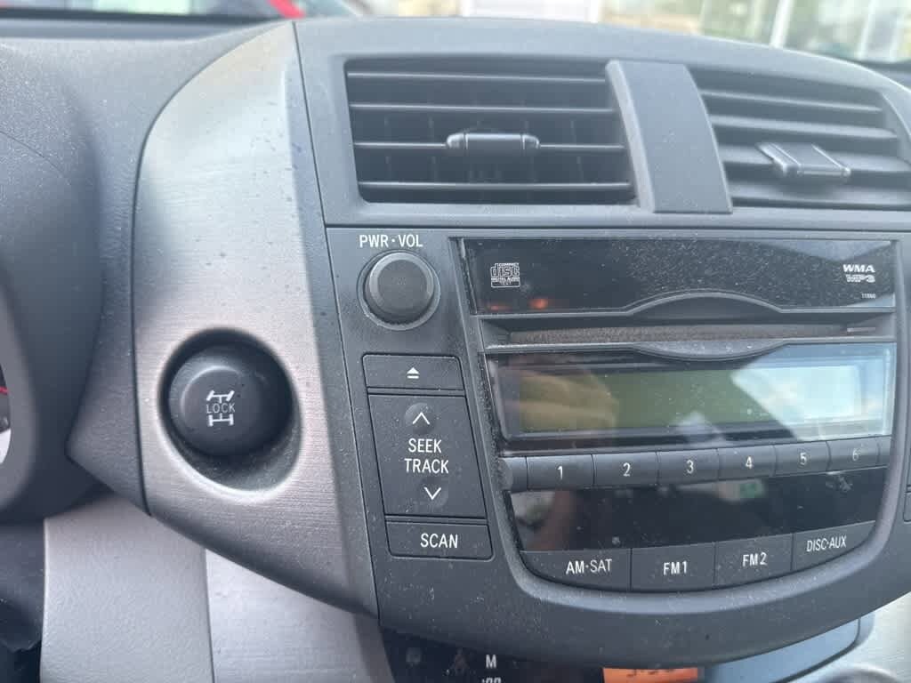 Thumbnail: 2011 Toyota RAV4 - 15