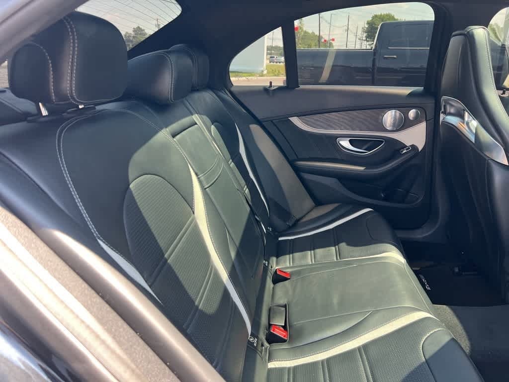 Thumbnail: 2015 Mercedes-Benz C-Class - 20