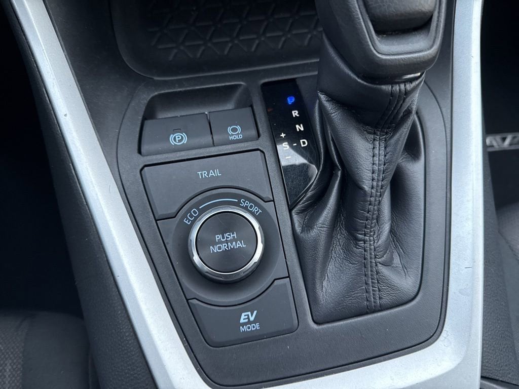 Thumbnail: 2019 Toyota RAV4 - 31