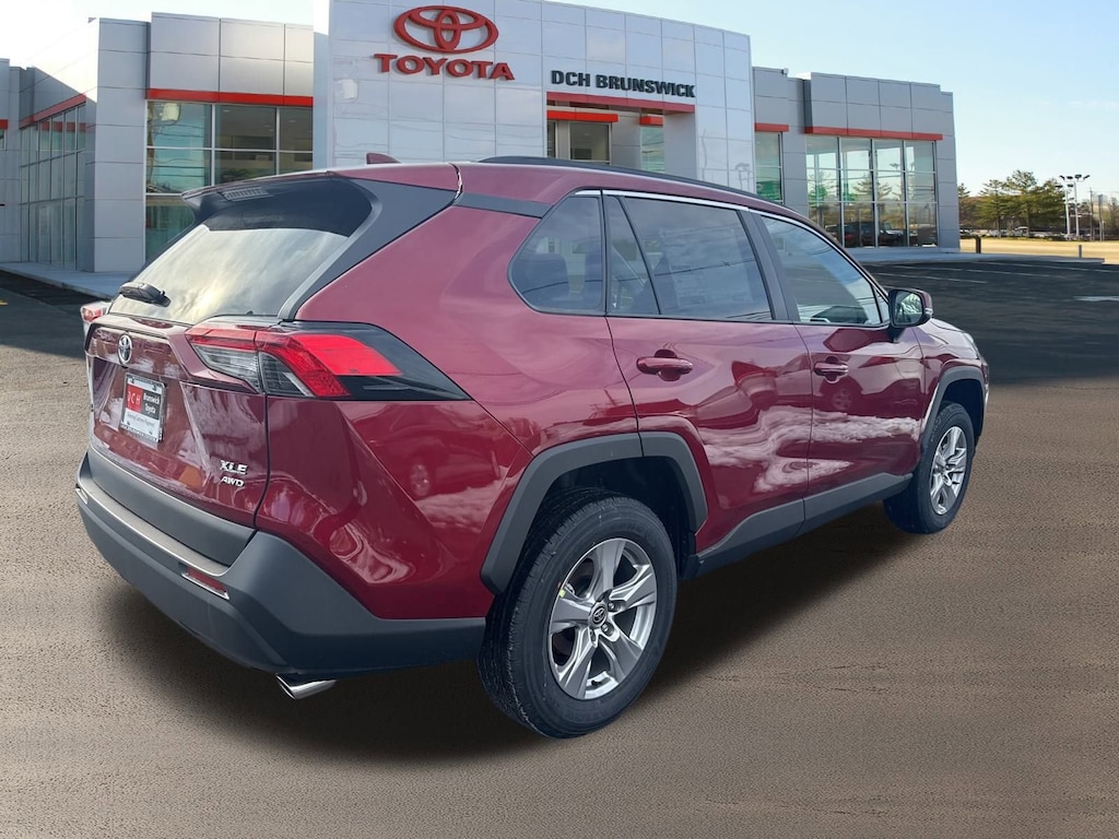 New 2025 Toyota RAV4 XLE SUV