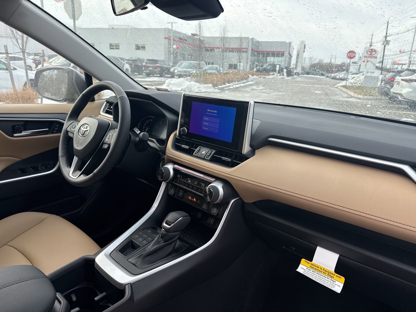 Thumbnail: 2025 Toyota RAV4 - 13