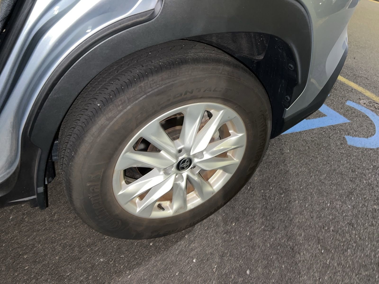 Thumbnail: 2024 Toyota Corolla Cross - 16