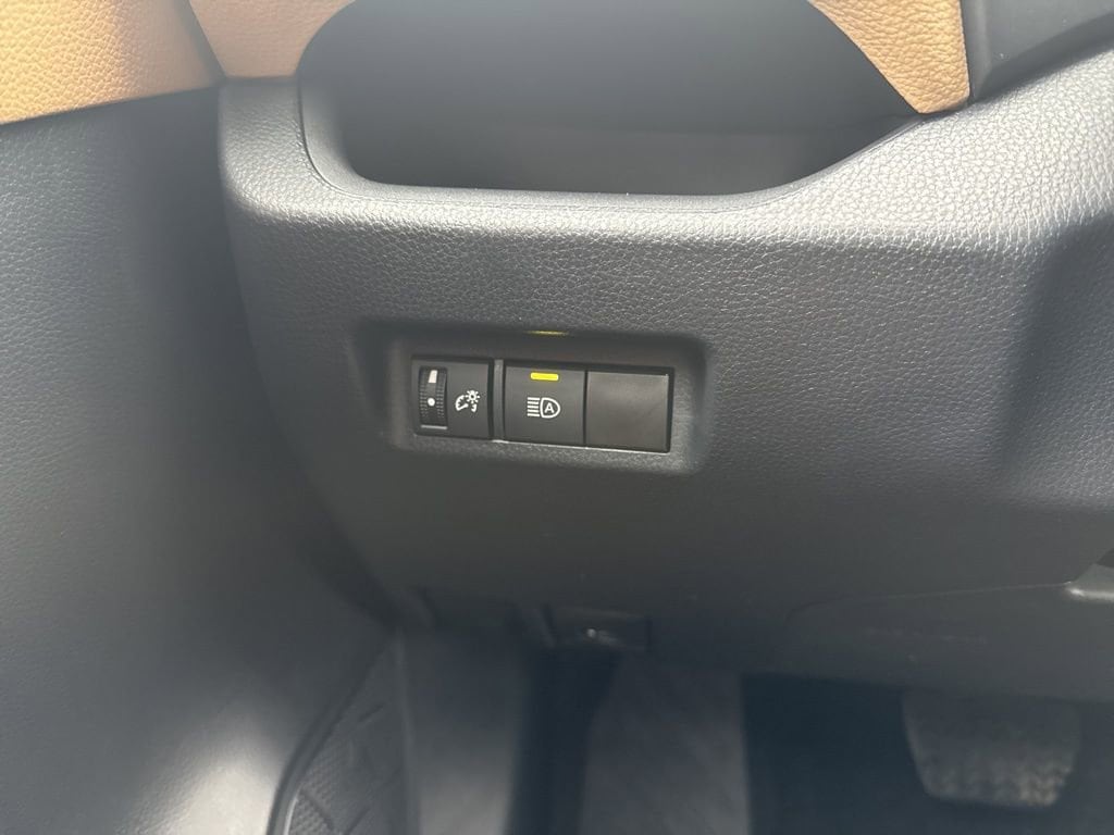 Thumbnail: 2023 Toyota RAV4 - 38