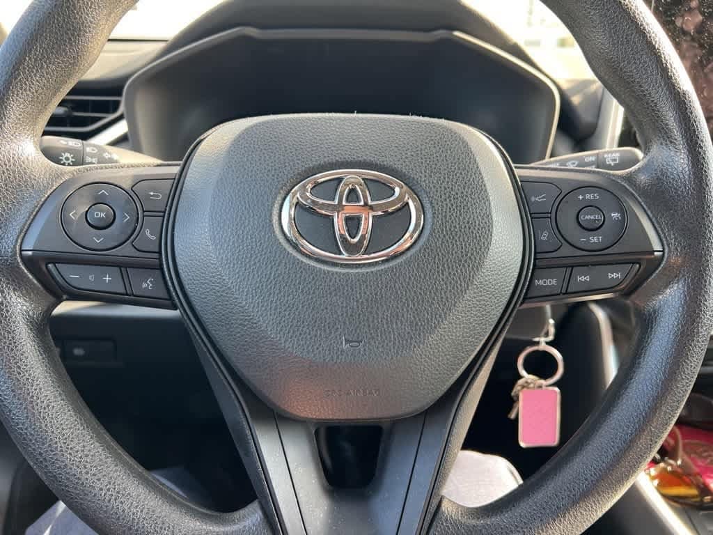 Thumbnail: 2023 Toyota RAV4 - 19