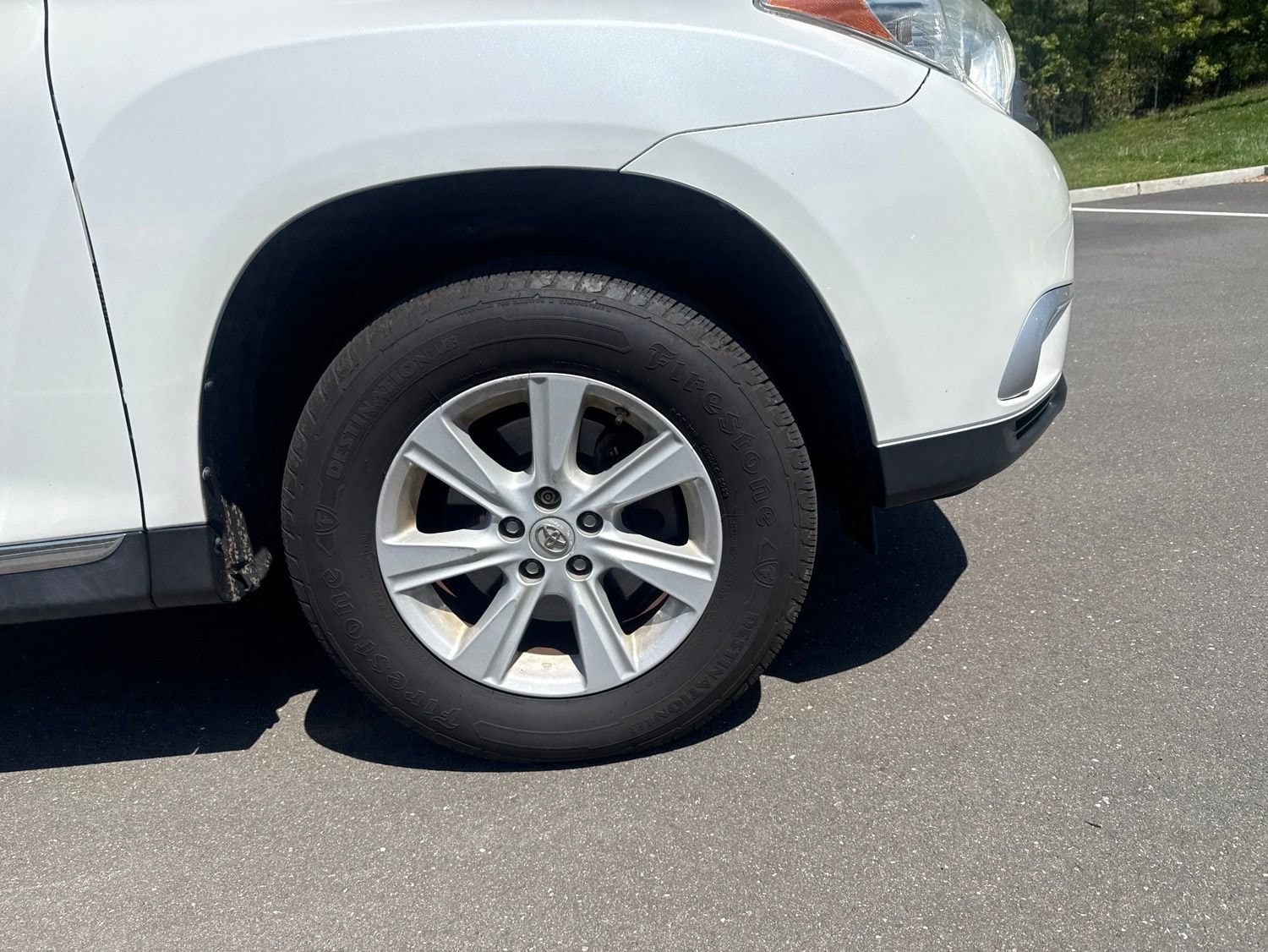 Thumbnail: 2012 Toyota Highlander - 16