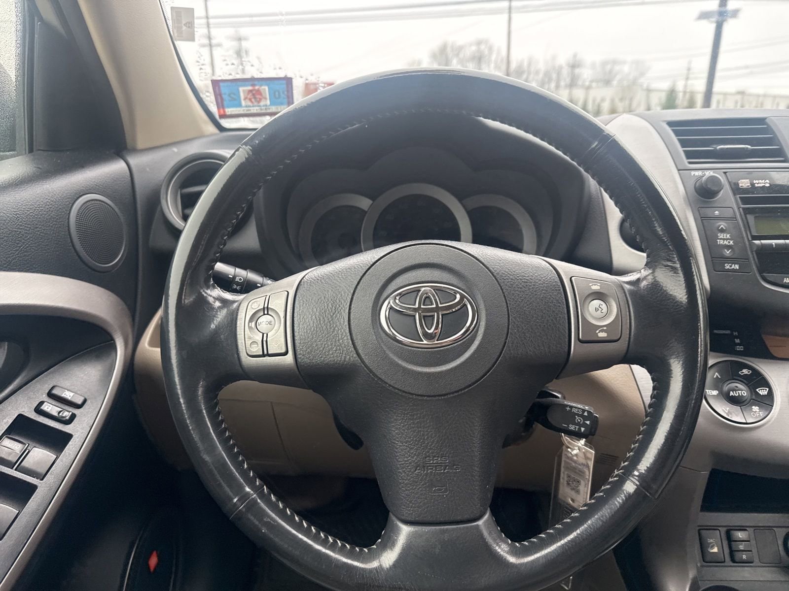 Thumbnail: 2008 Toyota RAV4 - 25