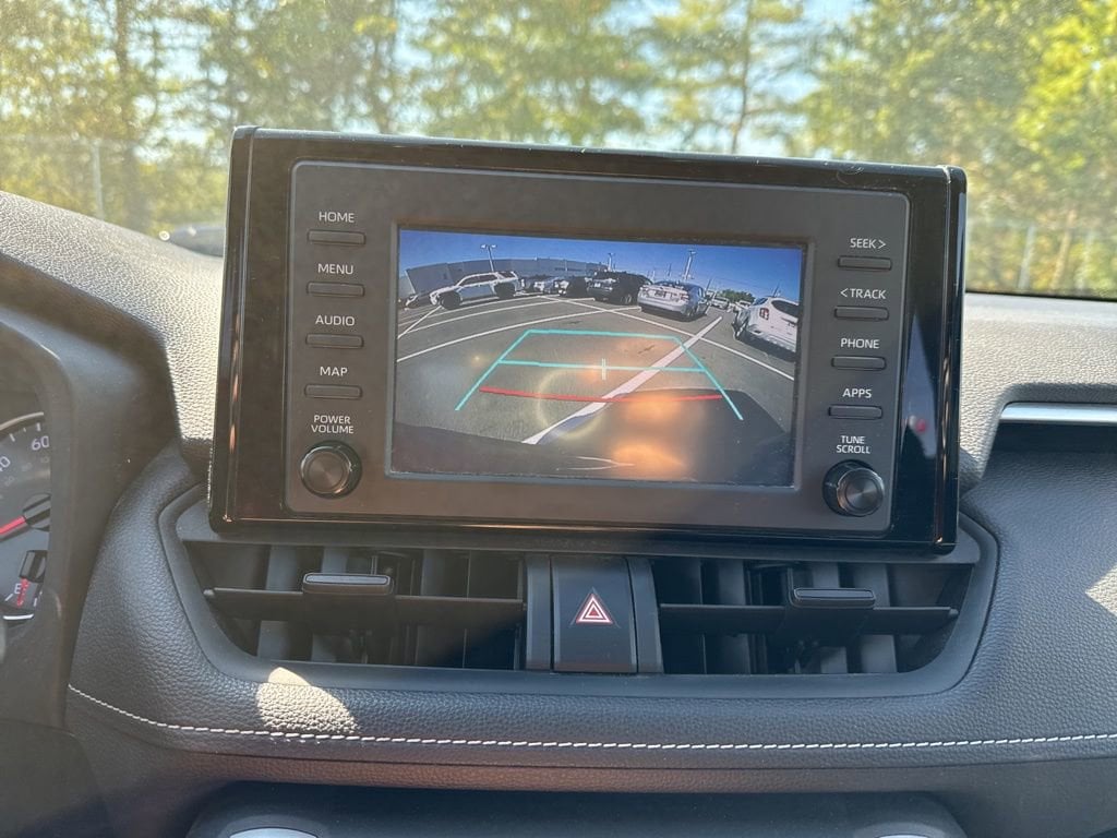 Thumbnail: 2019 Toyota RAV4 - 26