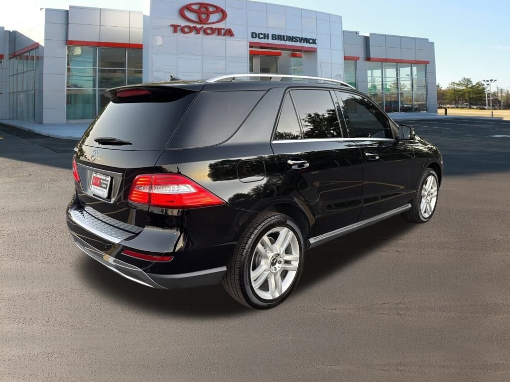 Thumbnail: 2014 Mercedes-Benz M-Class - 3