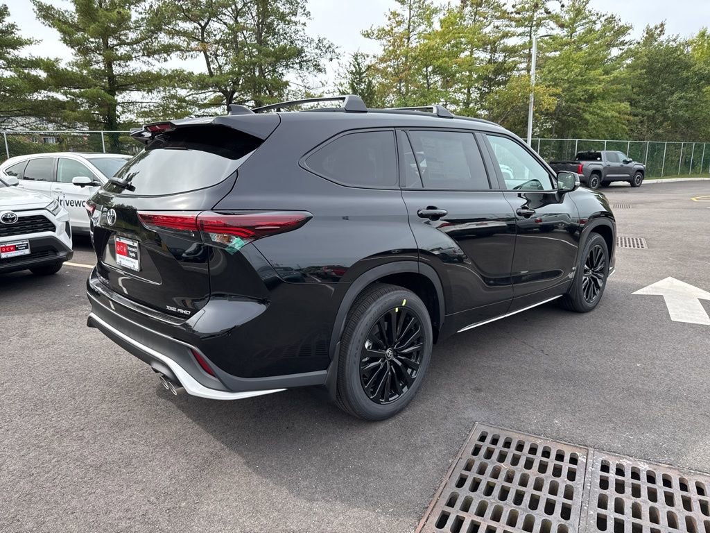 2025 Toyota Highlander XLE XSE Platinum Limited photo 3