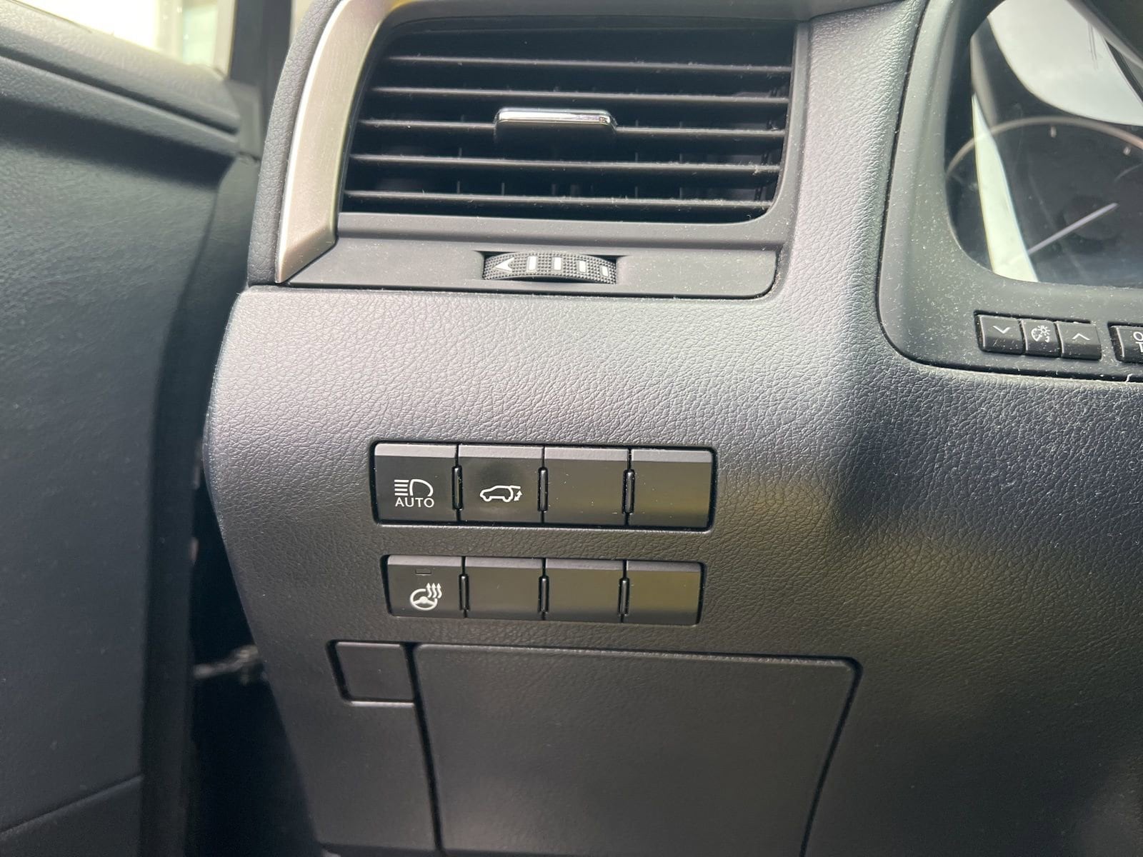 Thumbnail: 2021 Lexus RX - 20