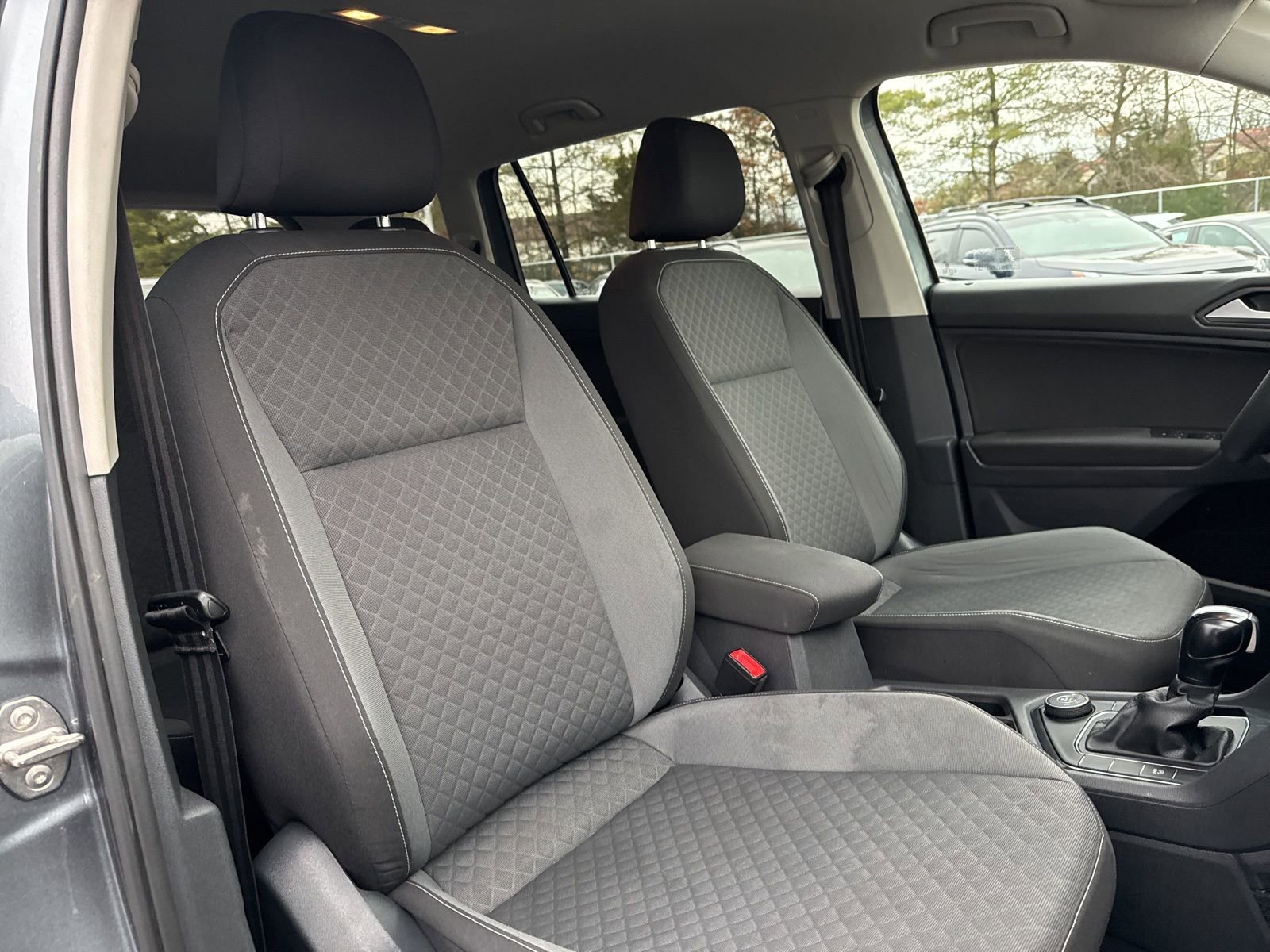 Thumbnail: 2021 Volkswagen Tiguan - 21