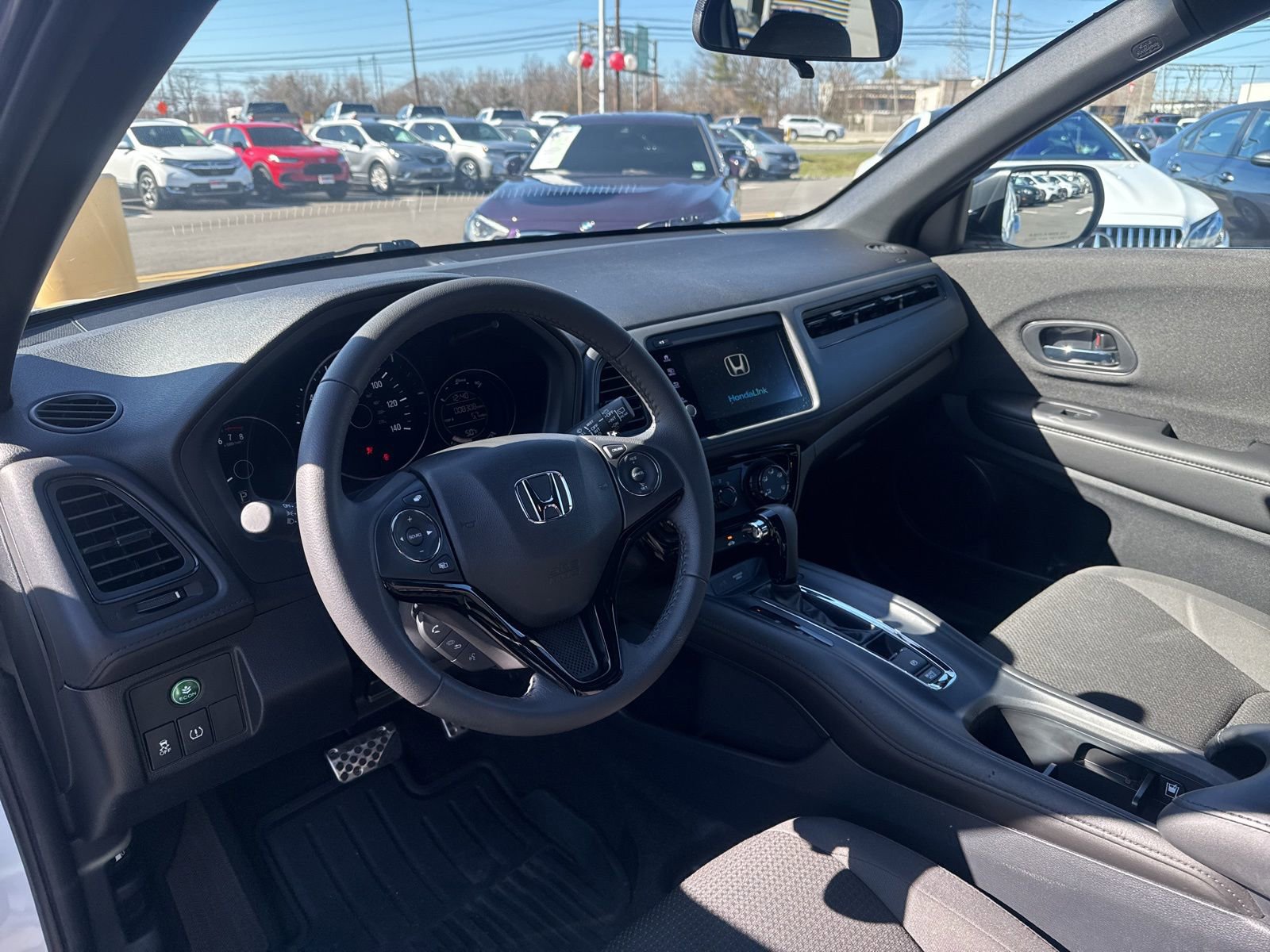 Thumbnail: 2022 Honda HR-V - 17