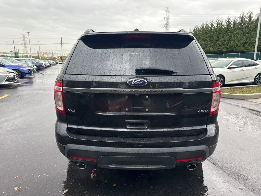 Thumbnail: 2015 Ford Explorer - 13