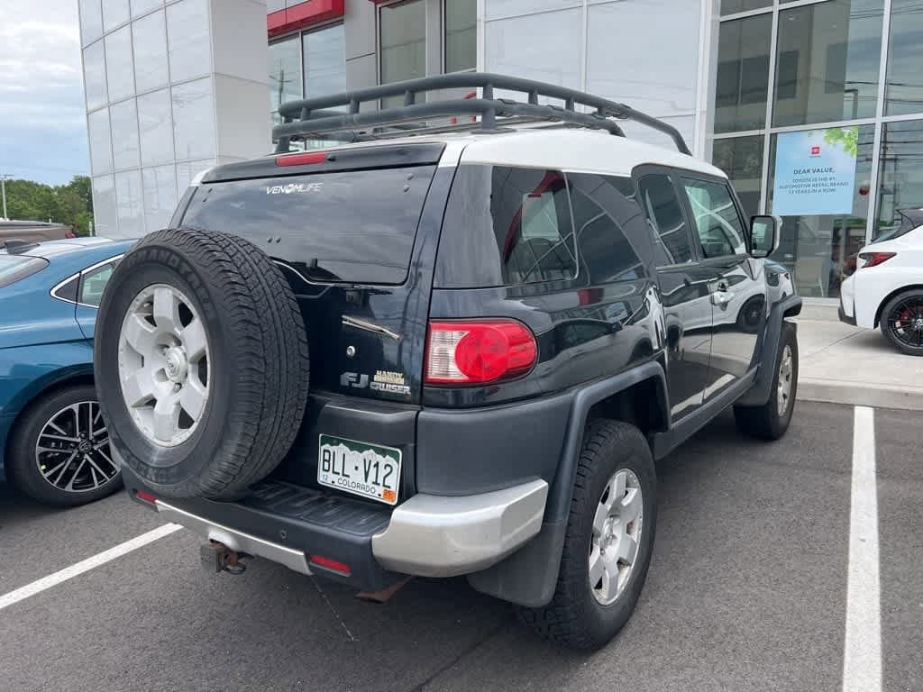 Thumbnail: 2007 Toyota FJ Cruiser - 3
