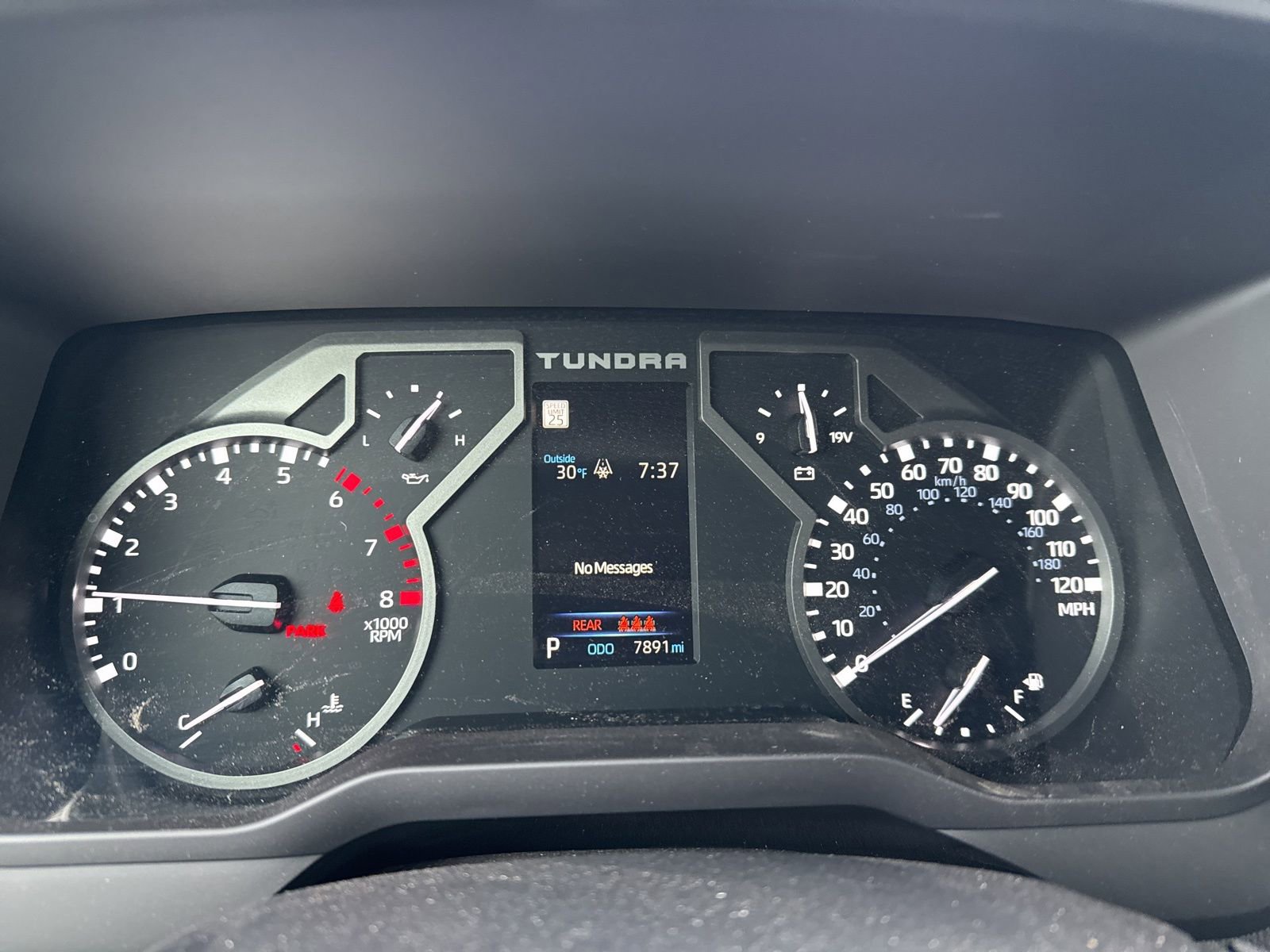 Thumbnail: 2024 Toyota Tundra - 32