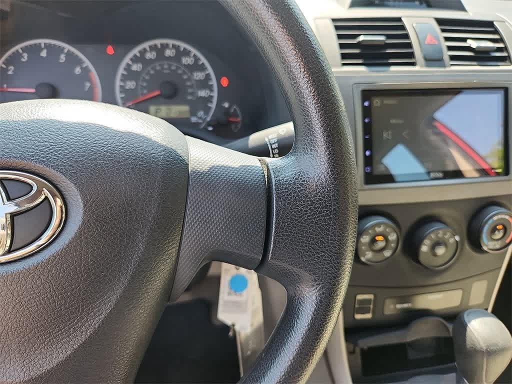 Thumbnail: 2013 Toyota Corolla - 26