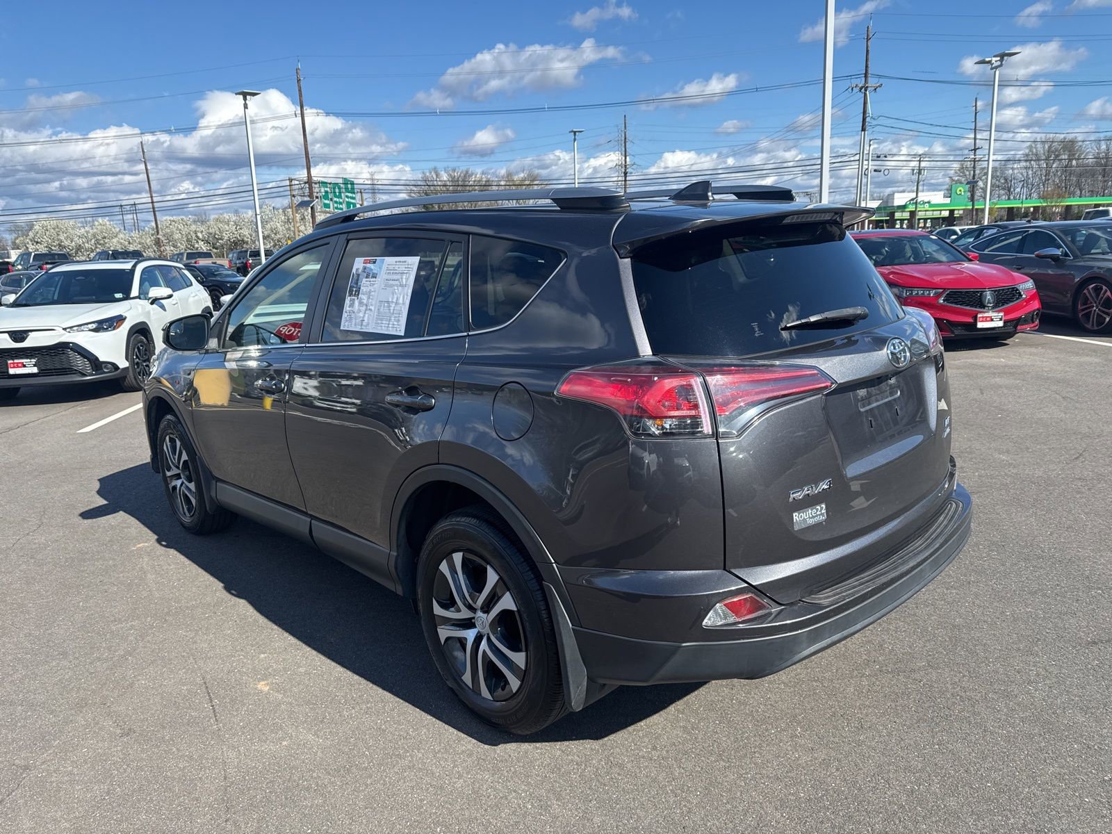 Thumbnail: 2018 Toyota RAV4 - 13