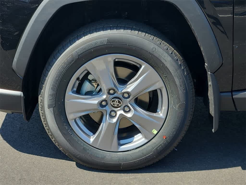 Thumbnail: 2025 Toyota RAV4 - 5