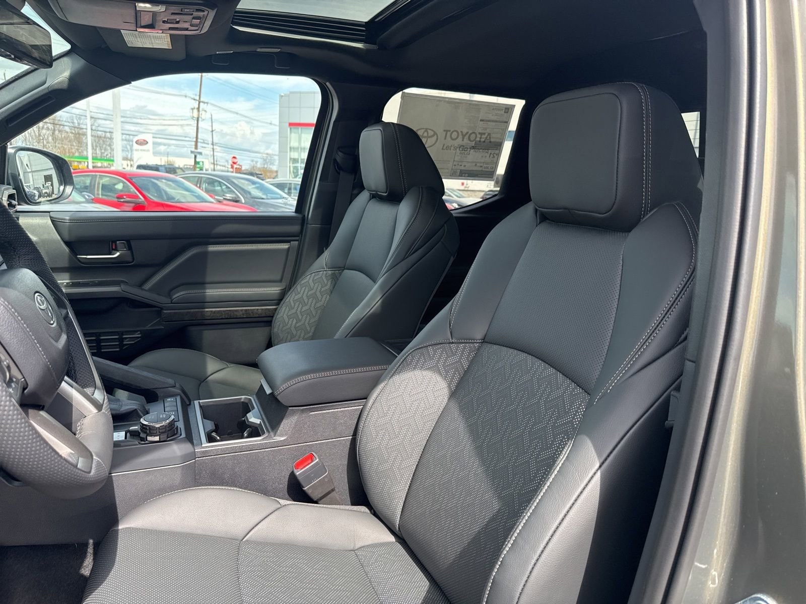 2026 Toyota Tacoma Limited - Photo 11