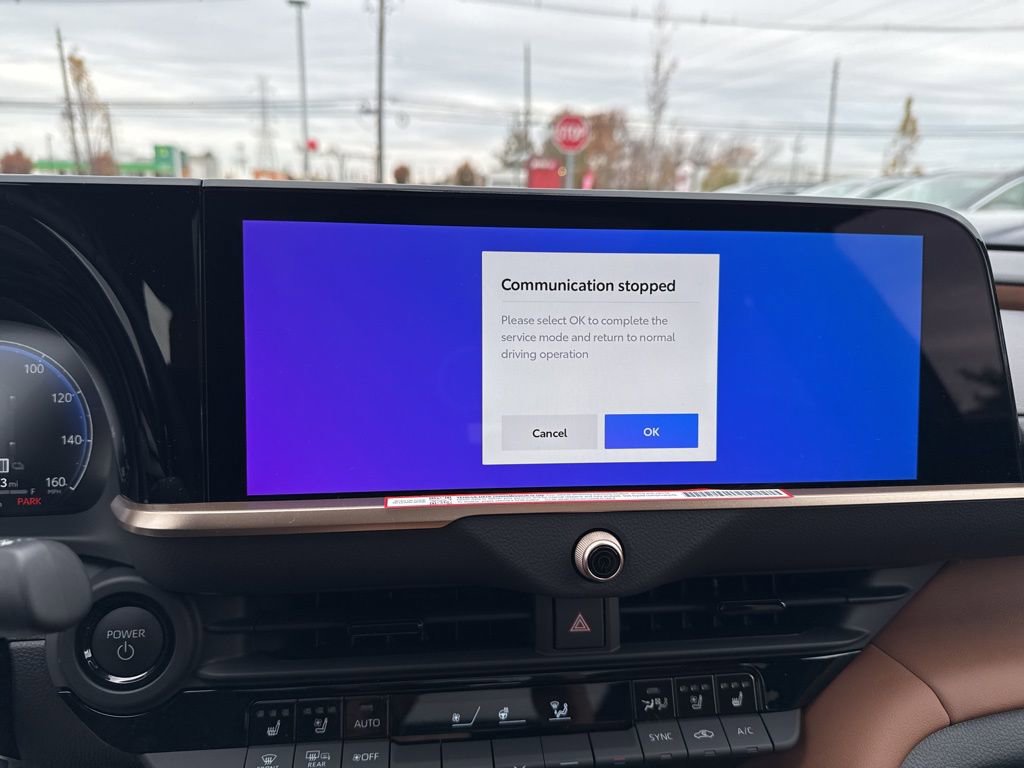 Thumbnail: 2025 Toyota Crown Signia - 17