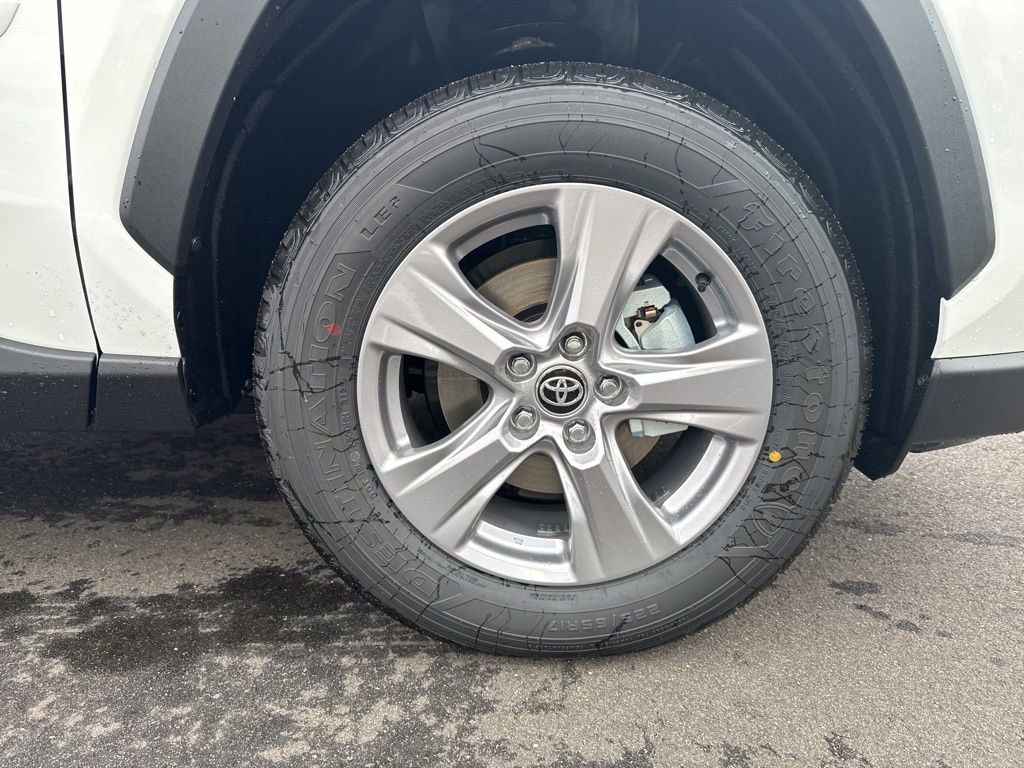 Thumbnail: 2025 Toyota RAV4 - 8