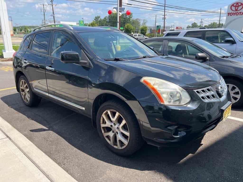 Thumbnail: 2013 Nissan Rogue - 2
