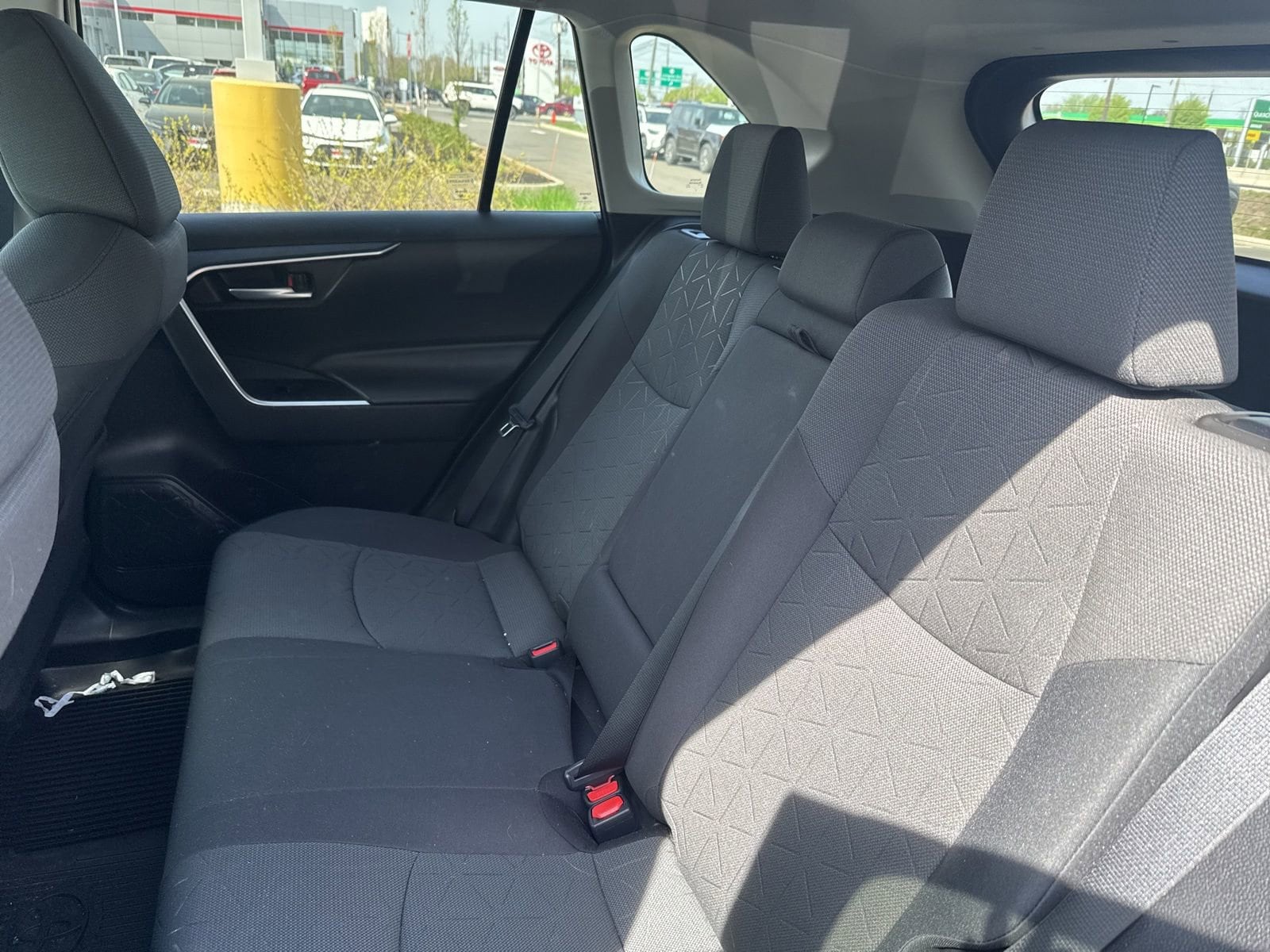 Thumbnail: 2023 Toyota RAV4 - 20