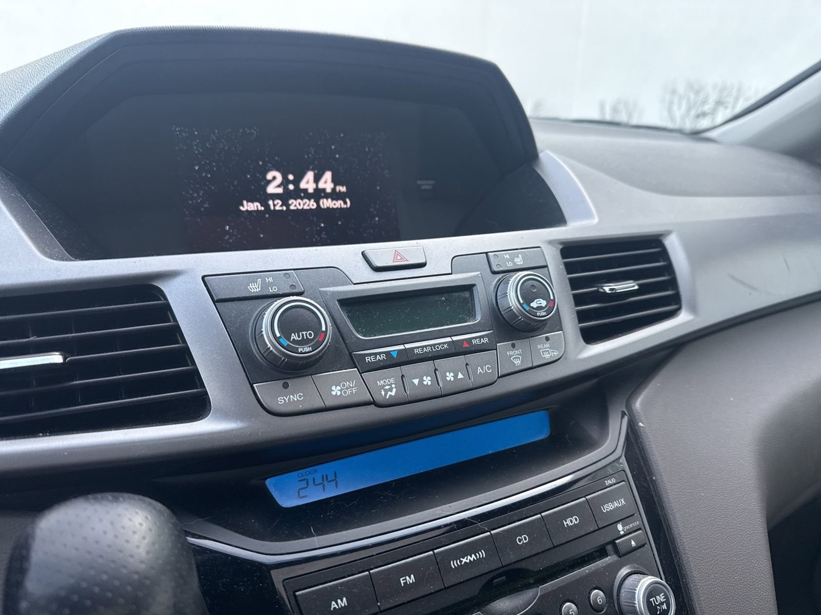 Thumbnail: 2013 Honda Odyssey - 27