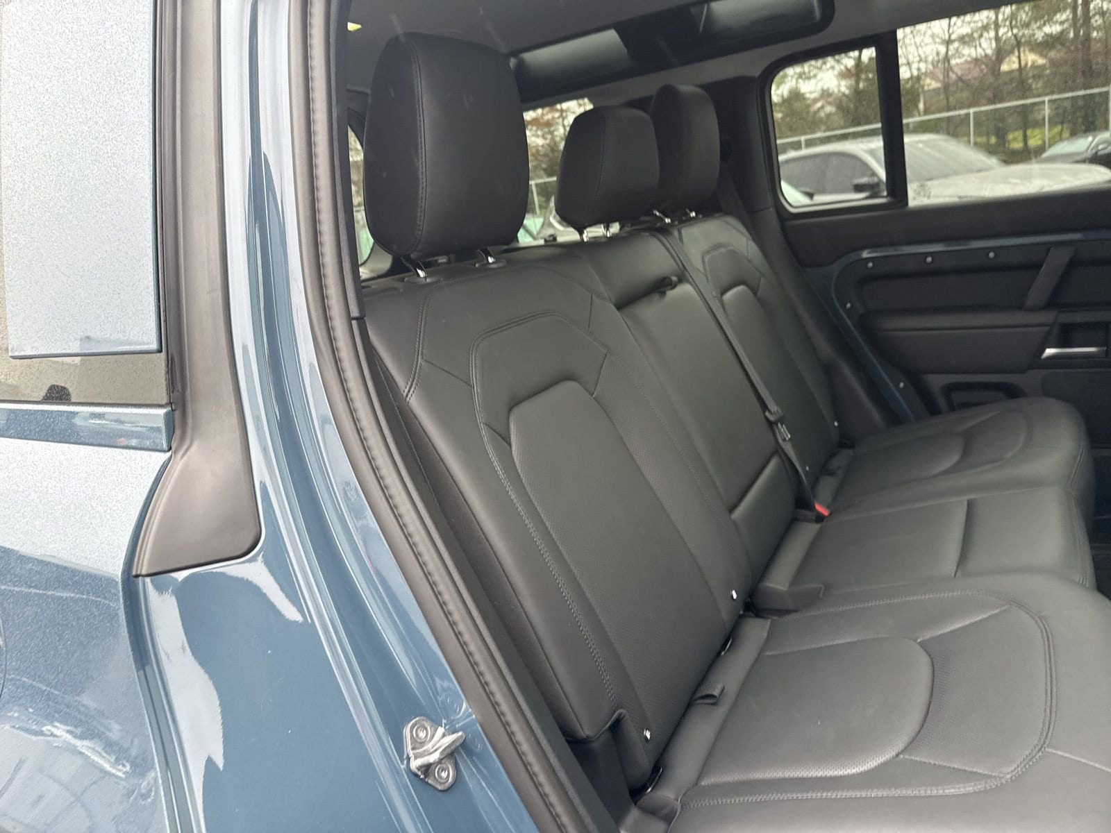 Thumbnail: 2025 Land Rover Defender - 24