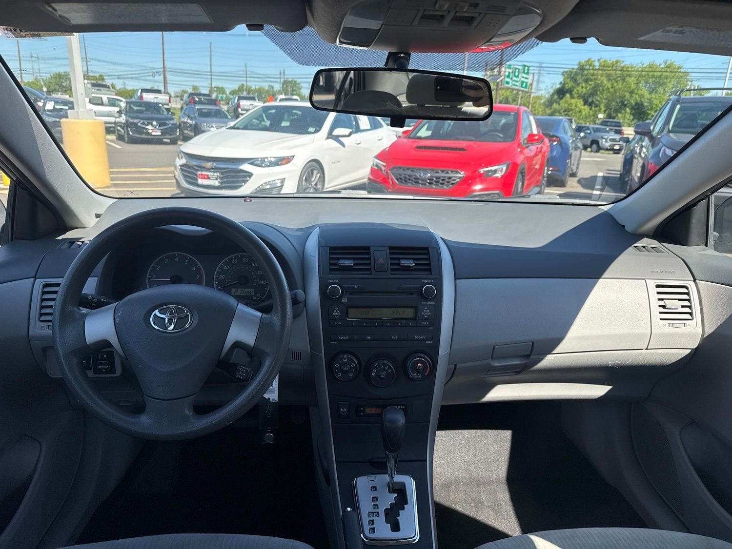 Thumbnail: 2010 Toyota Corolla - 24