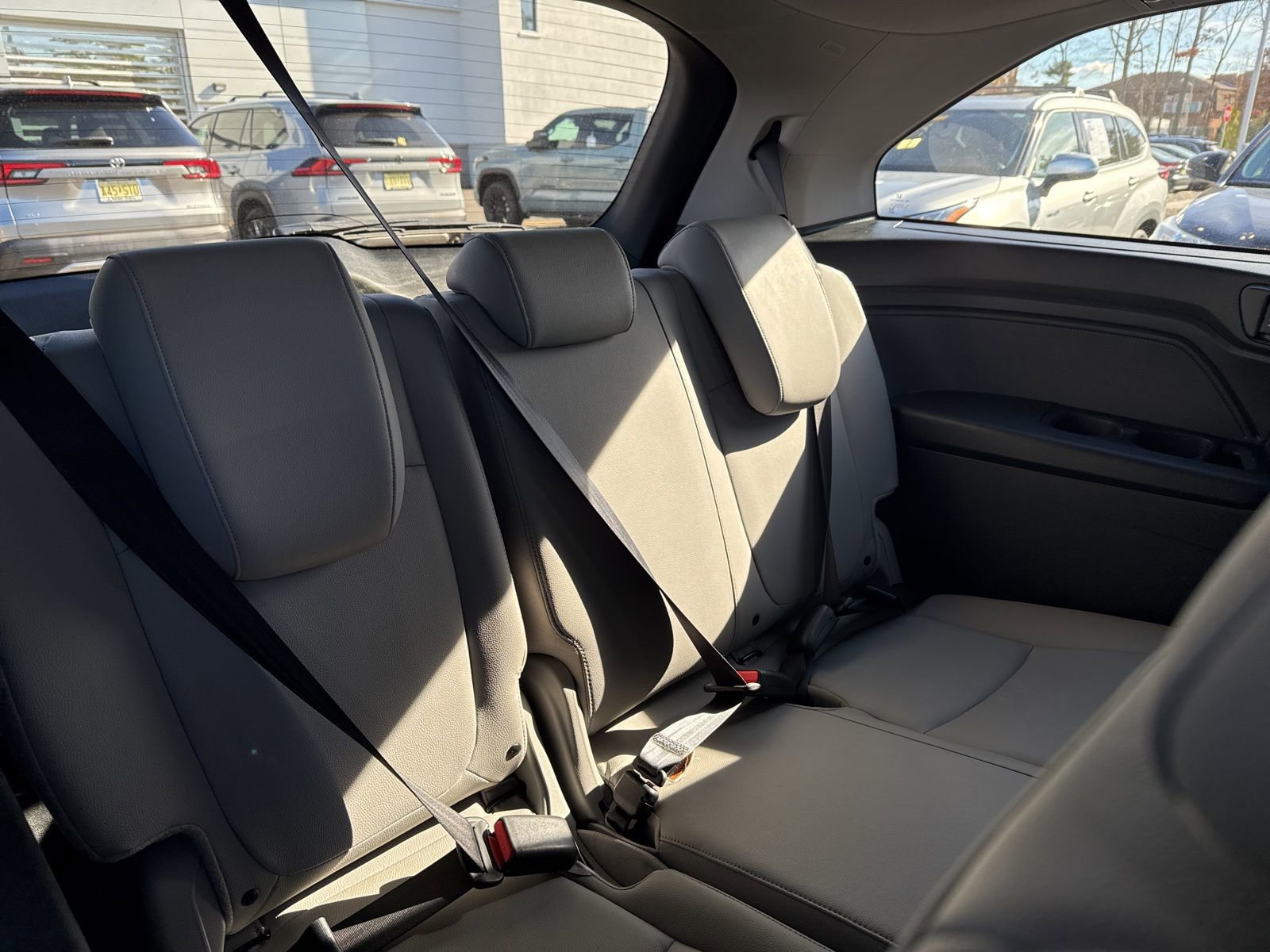 Thumbnail: 2020 Honda Odyssey - 24