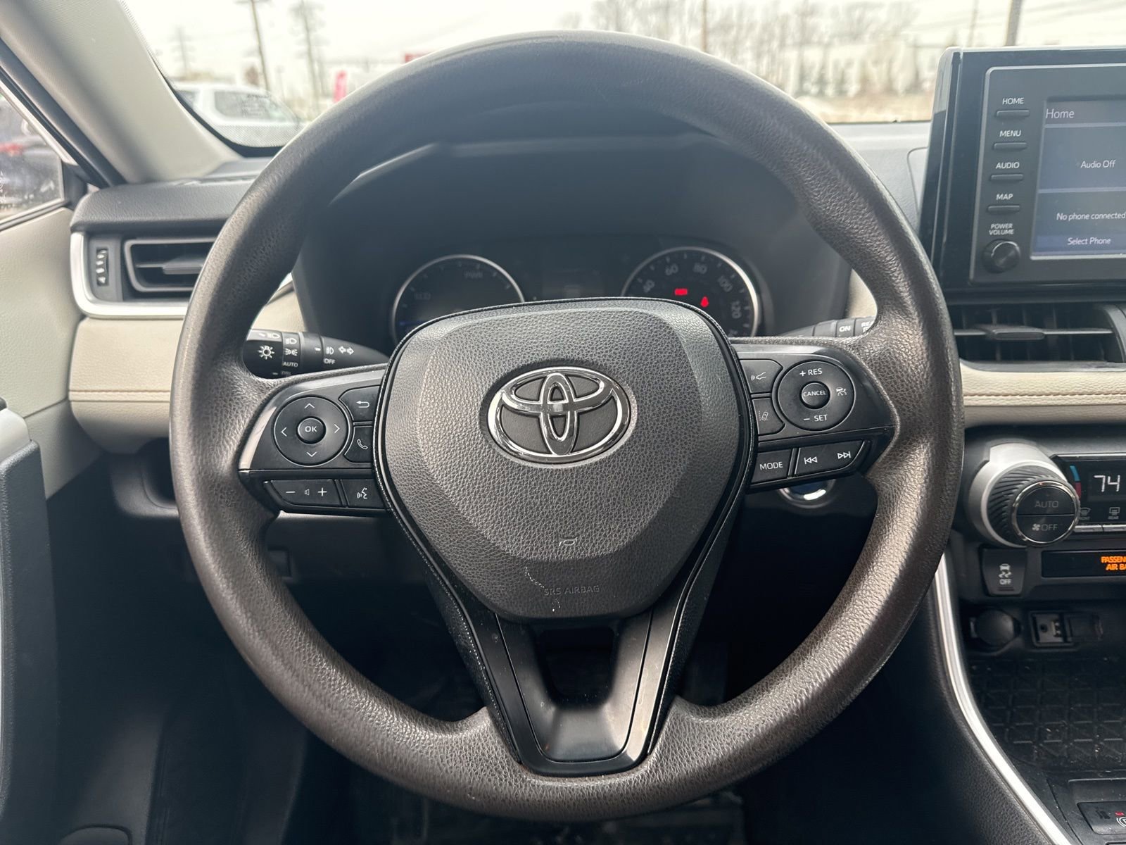 Thumbnail: 2019 Toyota RAV4 - 23