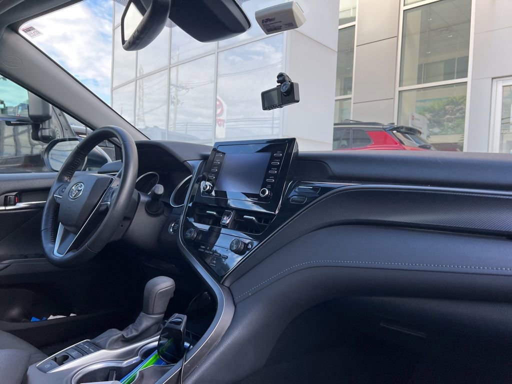 Thumbnail: 2022 Toyota Camry - 16