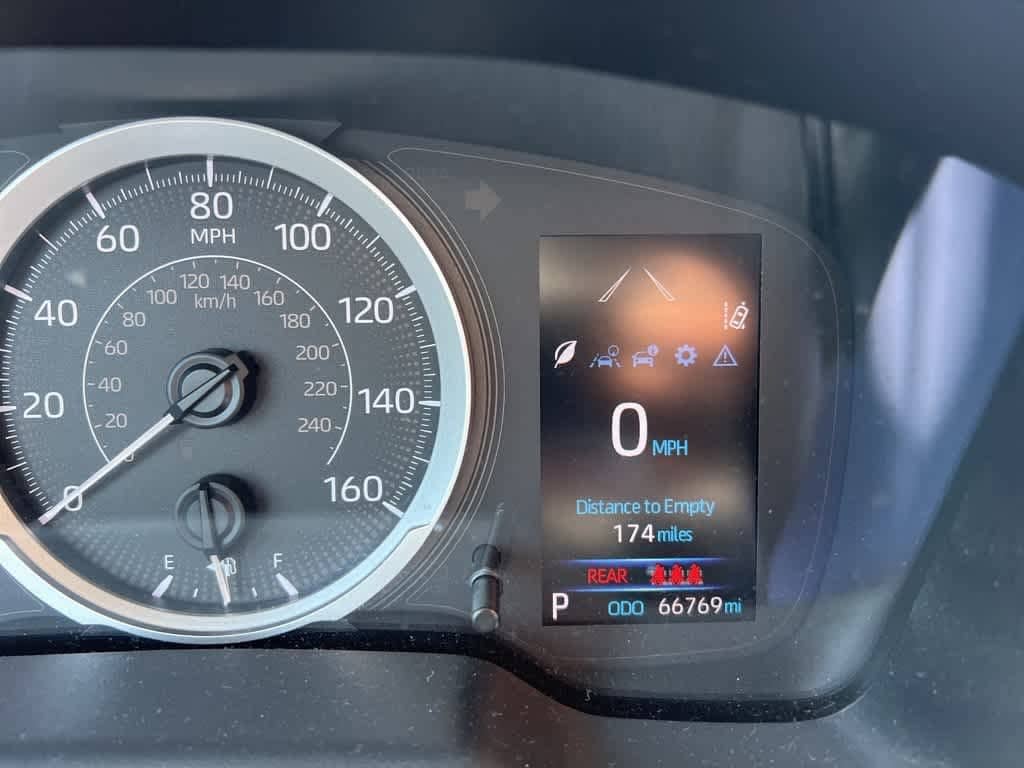 Thumbnail: 2020 Toyota Corolla - 22
